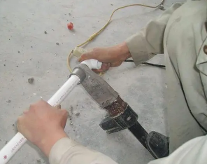 源汇漏水维修电话